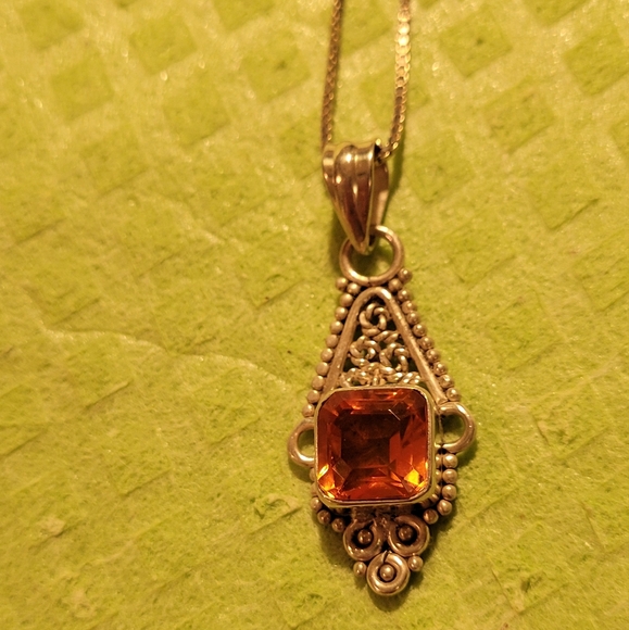 Topaz pendant rare orange color in sterling silver w/ss box chain - Picture 9 of 13